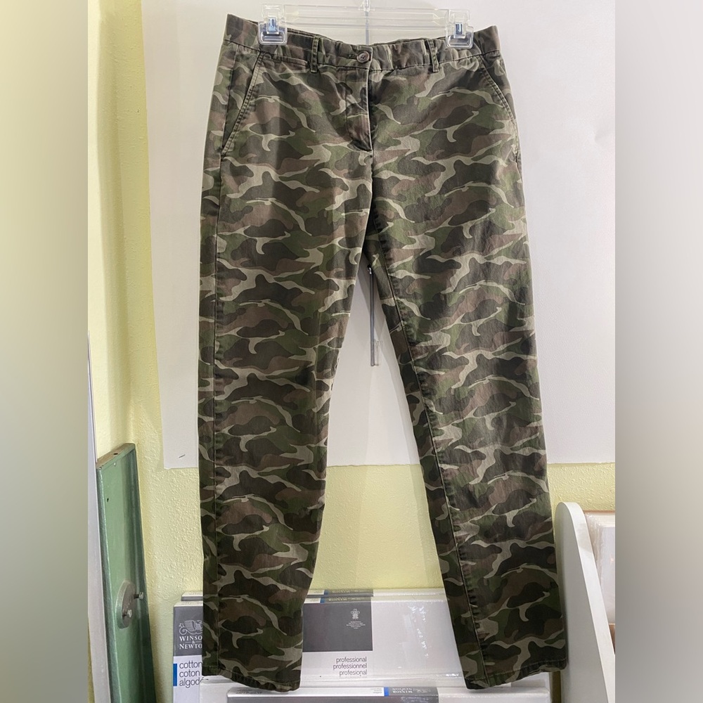 GAP Broken In Straight Khakis